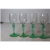 Image 5 : (6) Tiffin-Franciscan "Psyche Green" Uranium Glass Stemmed Ice Wine / Digestif Glasses