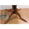 Image 2 : * Oak Square Table (19x19x16)