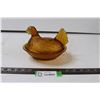 Image 1 : Indianna Amber Glass Hen on a Nest with Closed Tail