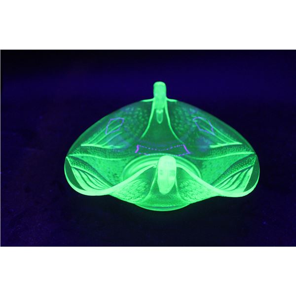 Fenton Uranium Glass Swan Dish 1930