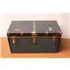 Image 1 : * Vintage Trunk (19"h x 36"w x 15")