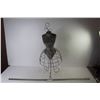 Image 1 : * Dress Form Décor Piece