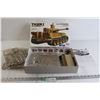 Image 1 : Tiger I Ausfuhrung Afrika Army Tank Model Kit - 1:35