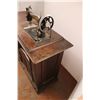 Image 2 : * Singer Model D458263 Sewing Machine with Ornate Wheeled Cabinet - 17" x 48" x 30" High