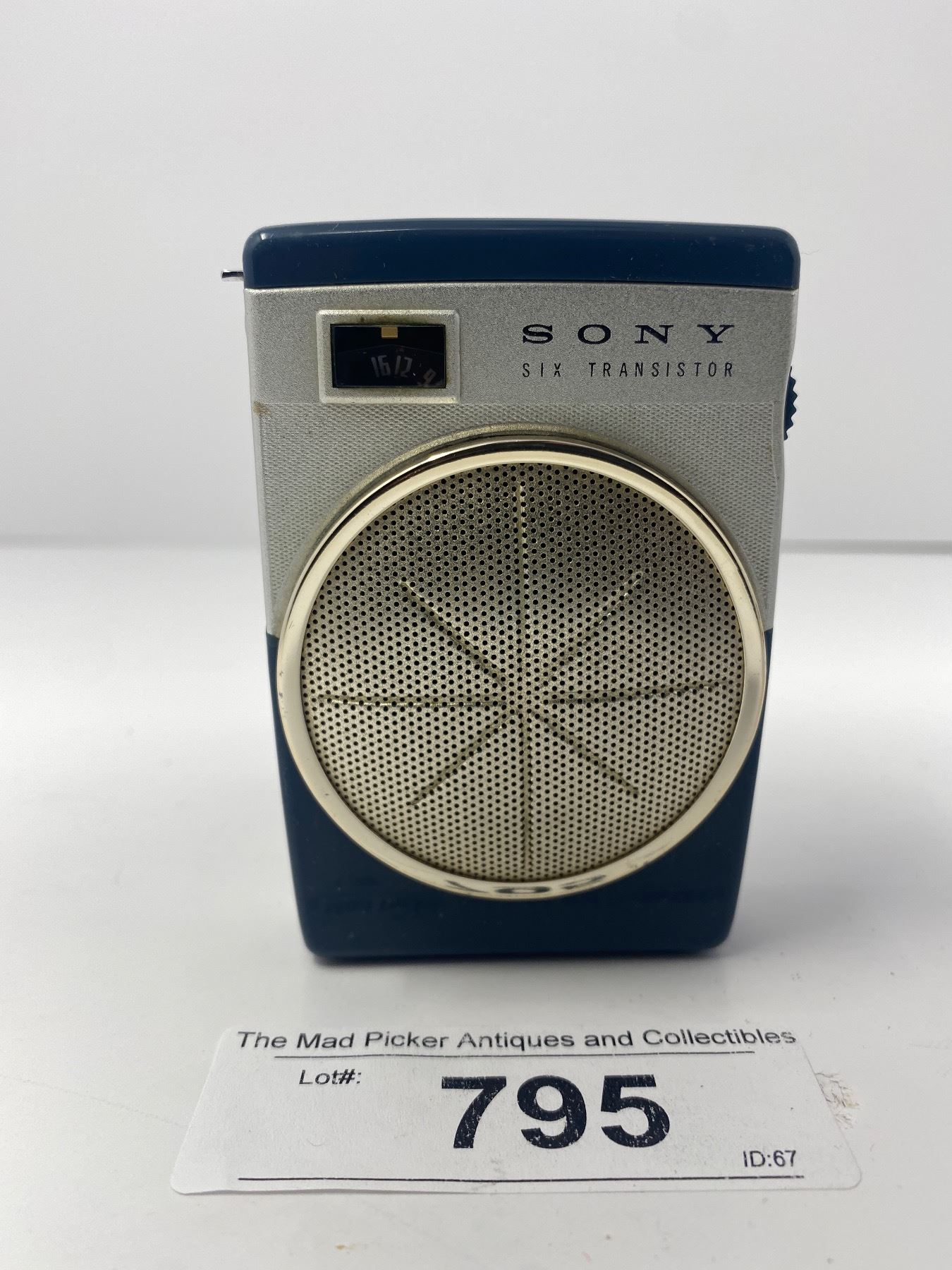 Vintage Sony Transistor Radio