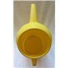 Image 2 : SHELL oil&Gas yellow plastic water jug holds water