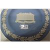 Image 2 : 864.  Wedgewood decorative plates 4 ½”, Cowich Hall and City of London