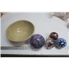 Image 1 : 889. Lot of glass balls (4) and brown pottery bowl