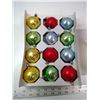 Image 2 : 906. Two boxes of vintage Christmas ornaments