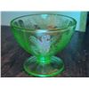 Image 2 : Vintage uranium glass fruit cup.