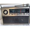 Image 2 : Various electronics. Solid state radio works, others untested.