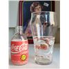 Image 4 : Coca-Cola vintage 1974 reproduction tray of 1927 calendar girl. Collector glasses & tin.