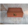Image 2 : Vintage Jewelry Box With Jewelry