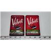 Image 1 : 2 Velvet tobacco tins