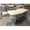 Image 2 : AQUIPRO WHITE RECLINING ELECTRIC MASSAGE TABLE