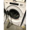 Image 2 : WHIRLPOOL WHITE FRONT LOADING WASHING MACHINE 27" X 39" X 30"