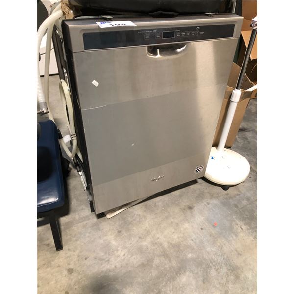 WHIRLPOOL STAINLESS STEEL BUILT IN DISH WASHER 24" X 24" X 25"