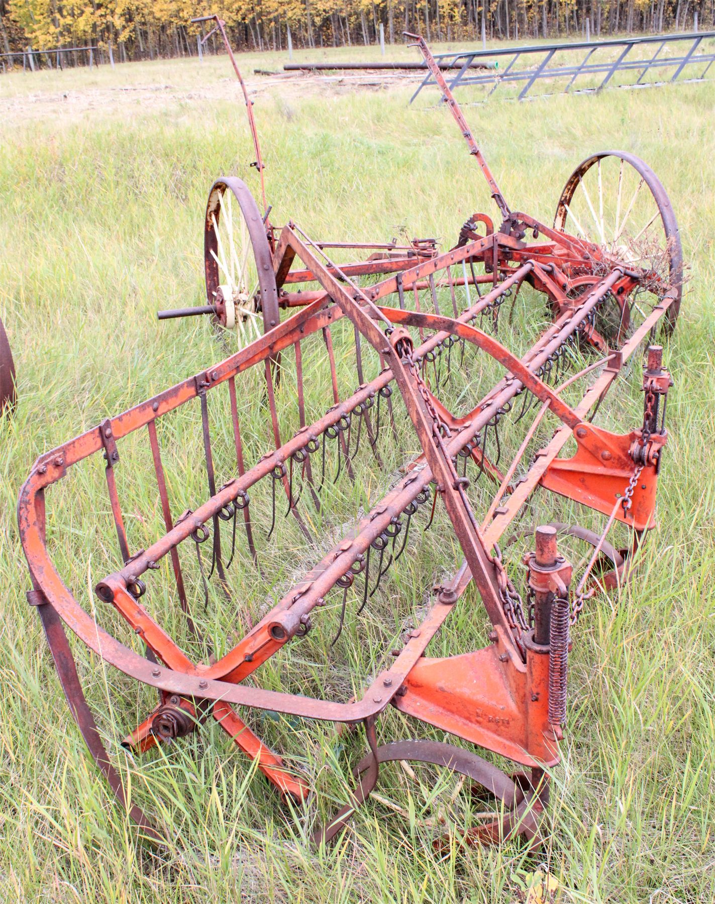 CASE PULL TIGHT BAR RAKE