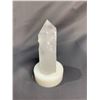 Image 2 : CLEAR ROUGH QUARTZ ON STAND APPROX 3.5"- RETAIL $459