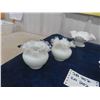 Image 5 : Milk Glass Ruffled Edge Dish, 2 Fenton, 2 Bridal Baskets