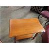 Image 8 : 3pc Maple Coffee Table 18" x 21" x 51" & 2 End Tables