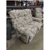 Image 5 : LazyBoy Recliner & Matching Reclining Love Seat