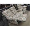 Image 7 : LazyBoy Recliner & Matching Reclining Love Seat