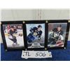 Image 1 : 3 Sydney Crosby Hockey Cards in Display Case - Pristine Condition