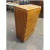 Image 2 : Wood Dresser with 5 Drawers 44 1/2'' x 28'' x 15''