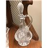 Image 2 : Crystal picture & 2 Decanters