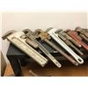 Image 2 : Group of approx. 14 pipe wrenches