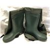Image 2 : Group of assorted fishing gear - includes 2 HP Naders green fishing boots sz 10 / fishing gloves - c