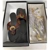 Image 1 : 2 pairs of ladies assorted shoes - Pelle Moda size 5 1/2 M & Joy & Peace size 35 1/2 w/ boxes