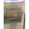 Image 8 : FRIGIDAIRE STAINLESS STEEL SIDE BY SIDE FRIDGE WITH WATER/ICE DISPENSER