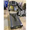 Image 3 : TECHNOGYM TREADMILL WITH KEY