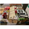 Image 1 : PALLET OF ASSORTED HOME ITEMS INCLUDING; DECOR, KITCHENWARE, GLASSWARE & MORE