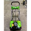 Image 2 : GREENWORKS ELECTRIC SNOW THROWER 120 VOLT 13AMP *UNKNOWN RUNNING CONDITION*