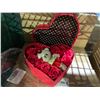 Image 2 : BOX OF HEART SHAPED GIFT BOXES