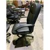 Image 2 : ROLLING OFFICE CHAIR