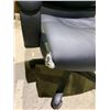 Image 3 : ROLLING OFFICE CHAIR