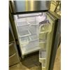 Image 2 : FRIGIDAIRE GALLERY STAINLESS STEEL FRIDGE