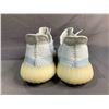 Image 4 : PAIR OF YEEZY BOOST 350 V2 CLOUD WHITE SHOES SIZE 10.5 WITH BOX