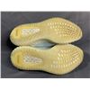 Image 5 : PAIR OF YEEZY BOOST 350 V2 CLOUD WHITE SHOES SIZE 10.5 WITH BOX