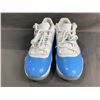 Image 2 : PAIR OF NIKE AIR JORDAN 11 LOW UNIVERSITY BLUE WHITE SHOES SIZE 9.5