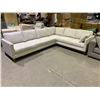 Image 1 : 2-PC SECTIONAL SOFA
