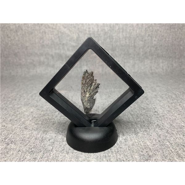 GENUINE NATURAL BLACK KYANITE RARE SPECIMEN RETAIL $1,100