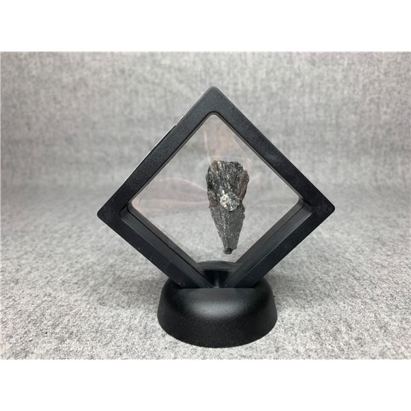 GENUINE NATURAL BLACK KYANITE RARE SPECIMEN RETAIL $1,100