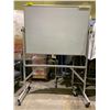 Image 1 : PORTABLE WHITE BOARD 4'X3'