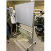 Image 4 : PORTABLE WHITE BOARD 4'X3'