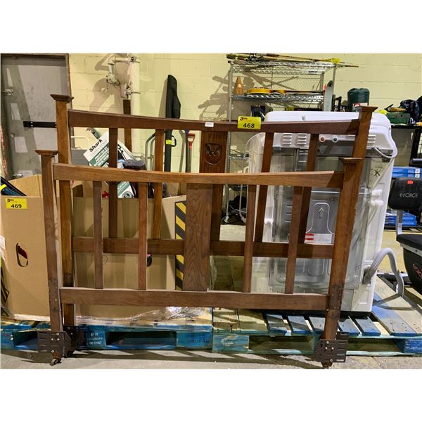 ROLLING DOUBLE SIZE HEADBOARD AND FOOTBOARD